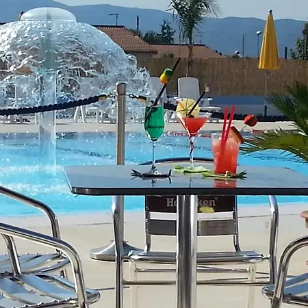 ホテル Il Platano 2*